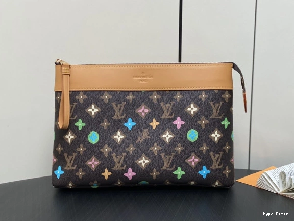 POCHETTE VUITTON SOUPLE-32*21*8CM LOUIS VOYAGE 0714